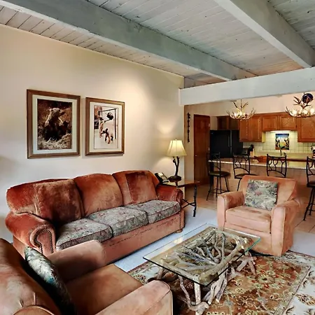 Timberline Condominiums 2 Bedroom Deluxe Unit A1D